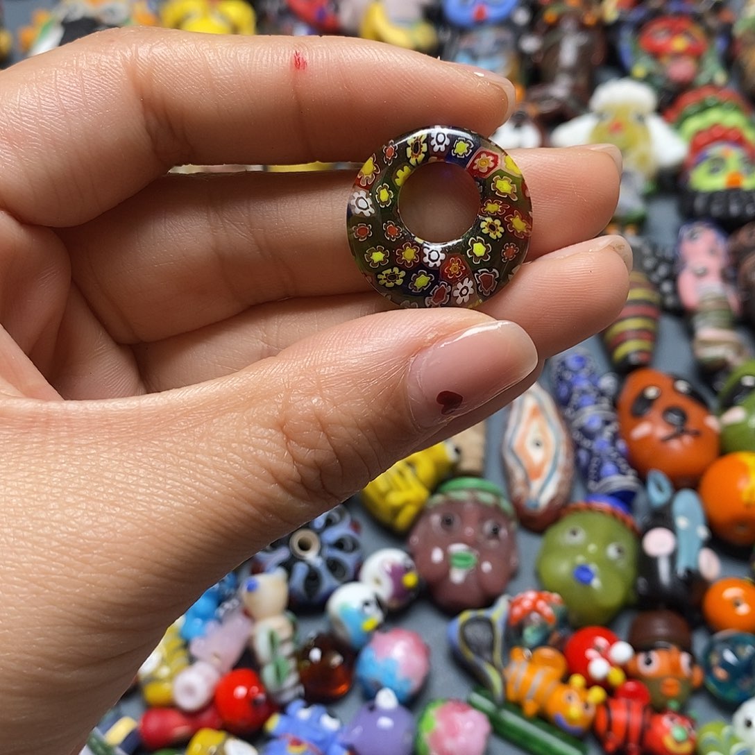 琉璃颈饰印度尼西亚甜甜圈