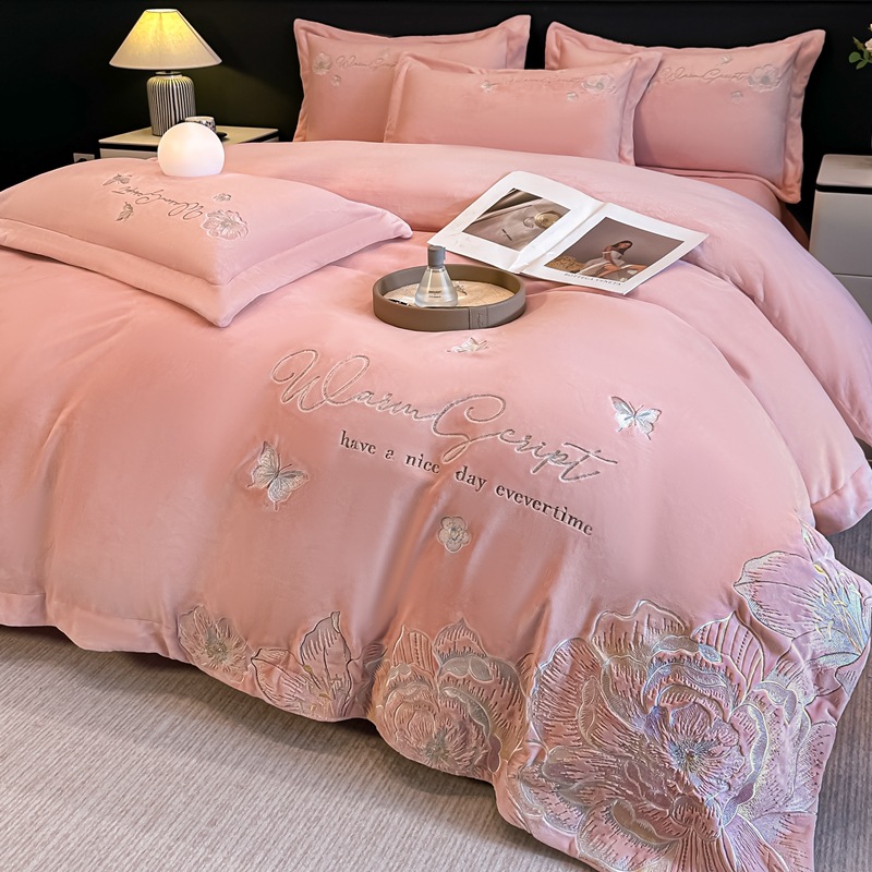冬季75D全消光超柔樱花绒绣花四件套牛奶绒被套轻奢加厚加绒蝴蝶