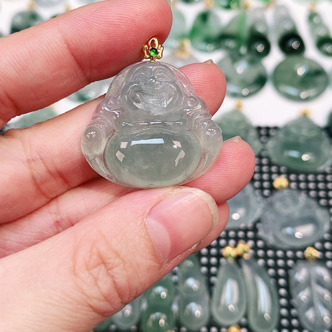 翡翠颈饰18K金镶嵌吊坠