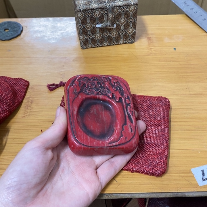 瓷片哈中古工艺品一件