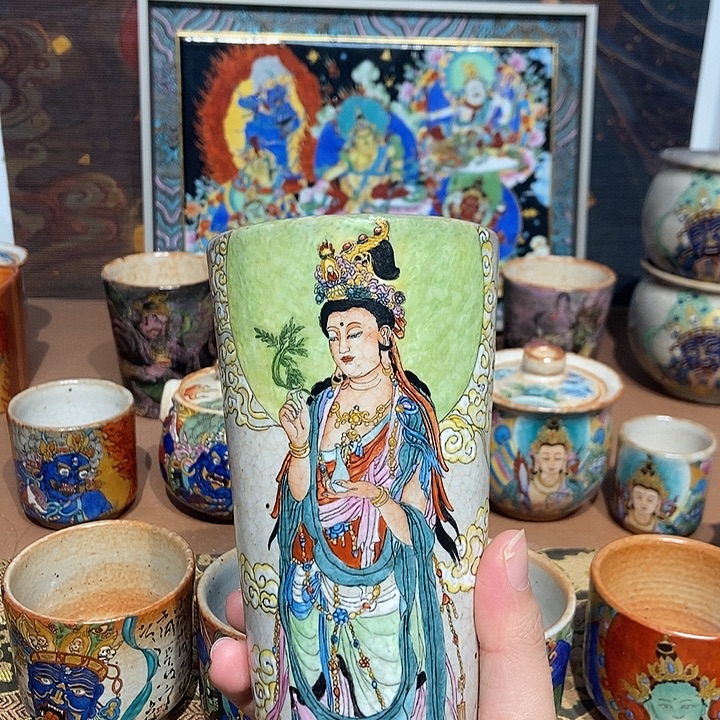 手工手绘观音茶杯