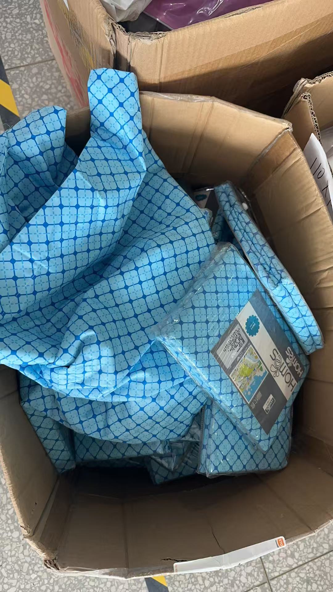 《兵哥外贸》3楼48×73蓝色格子全棉枕套，发1对