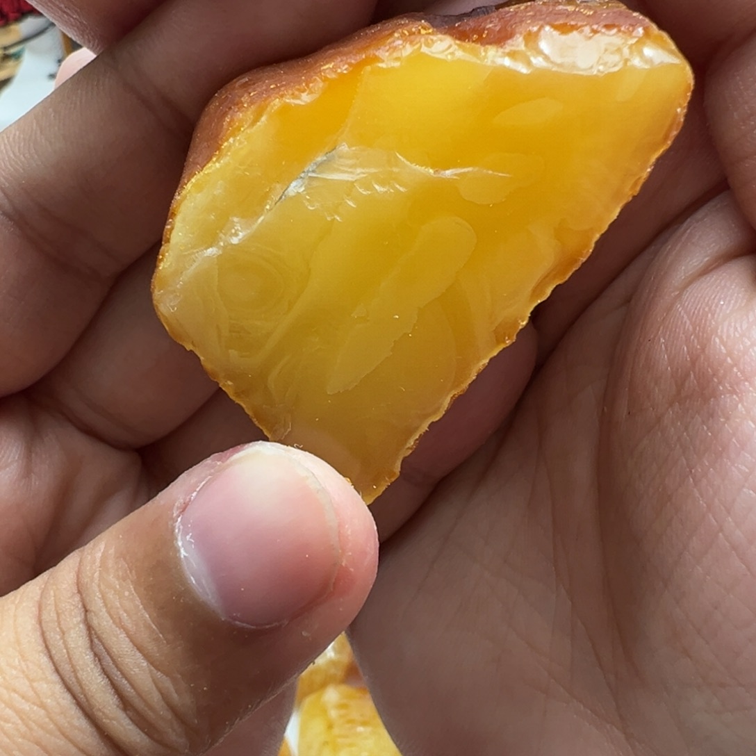 不***推定制琥珀蜜蜡定制