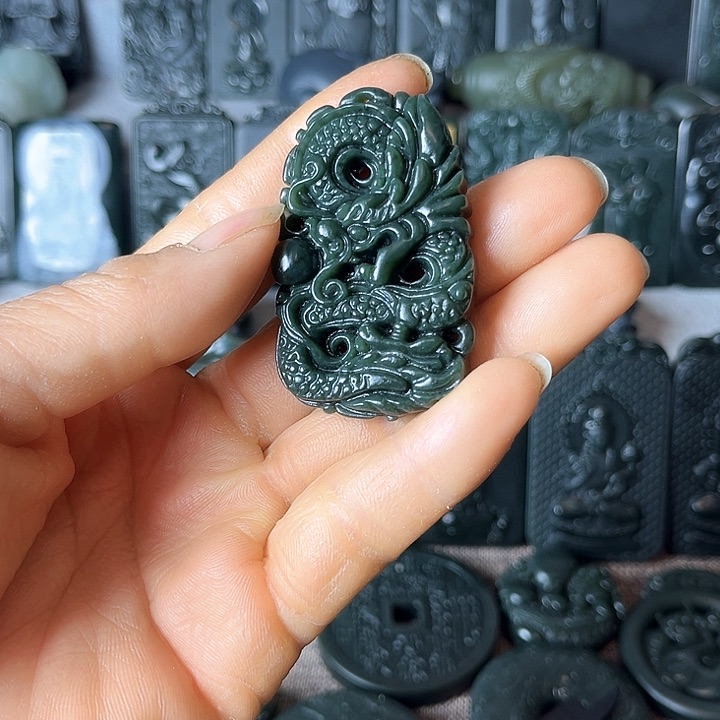 和田玉（青玉）颈饰未镶嵌