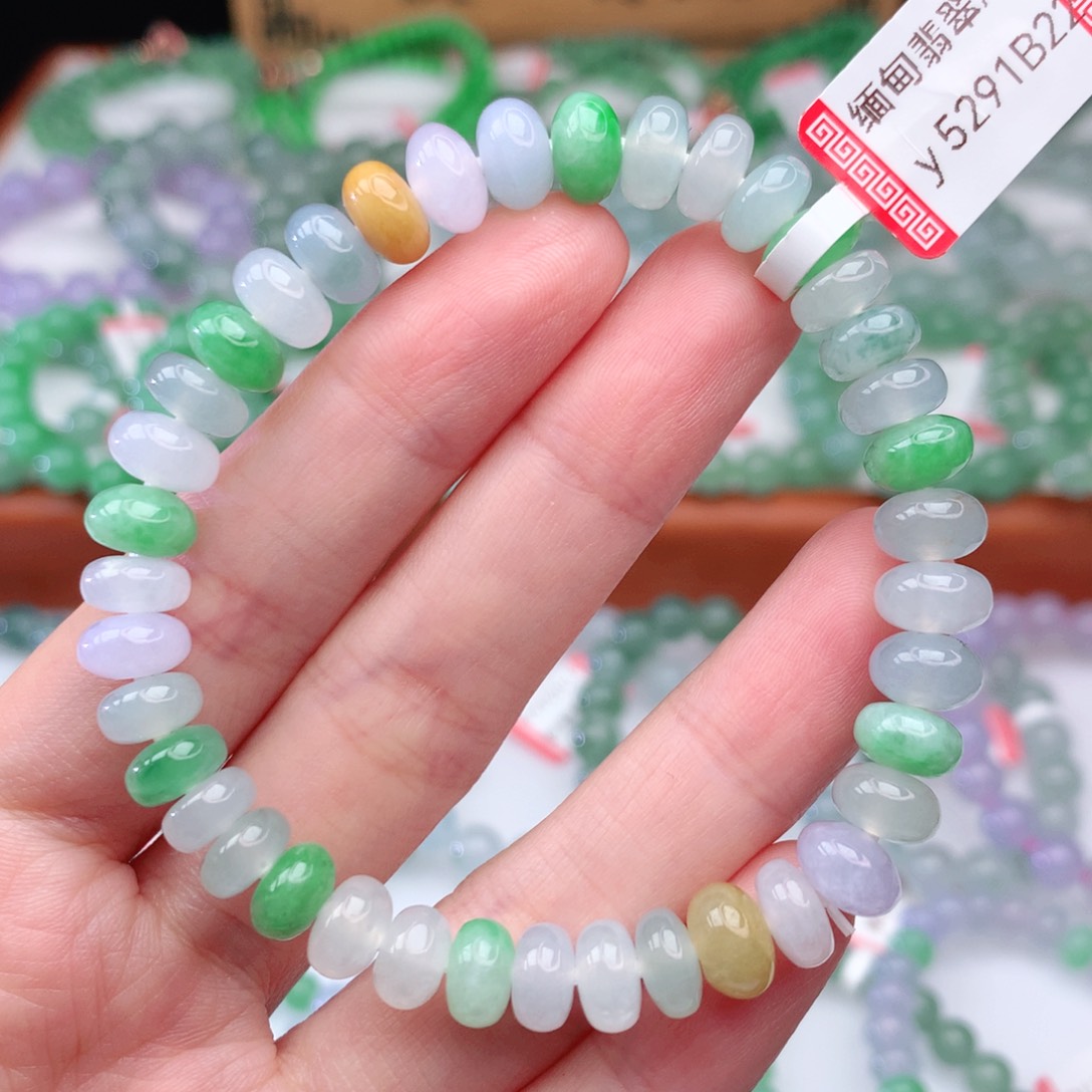 翡翠手链未镶嵌翡翠