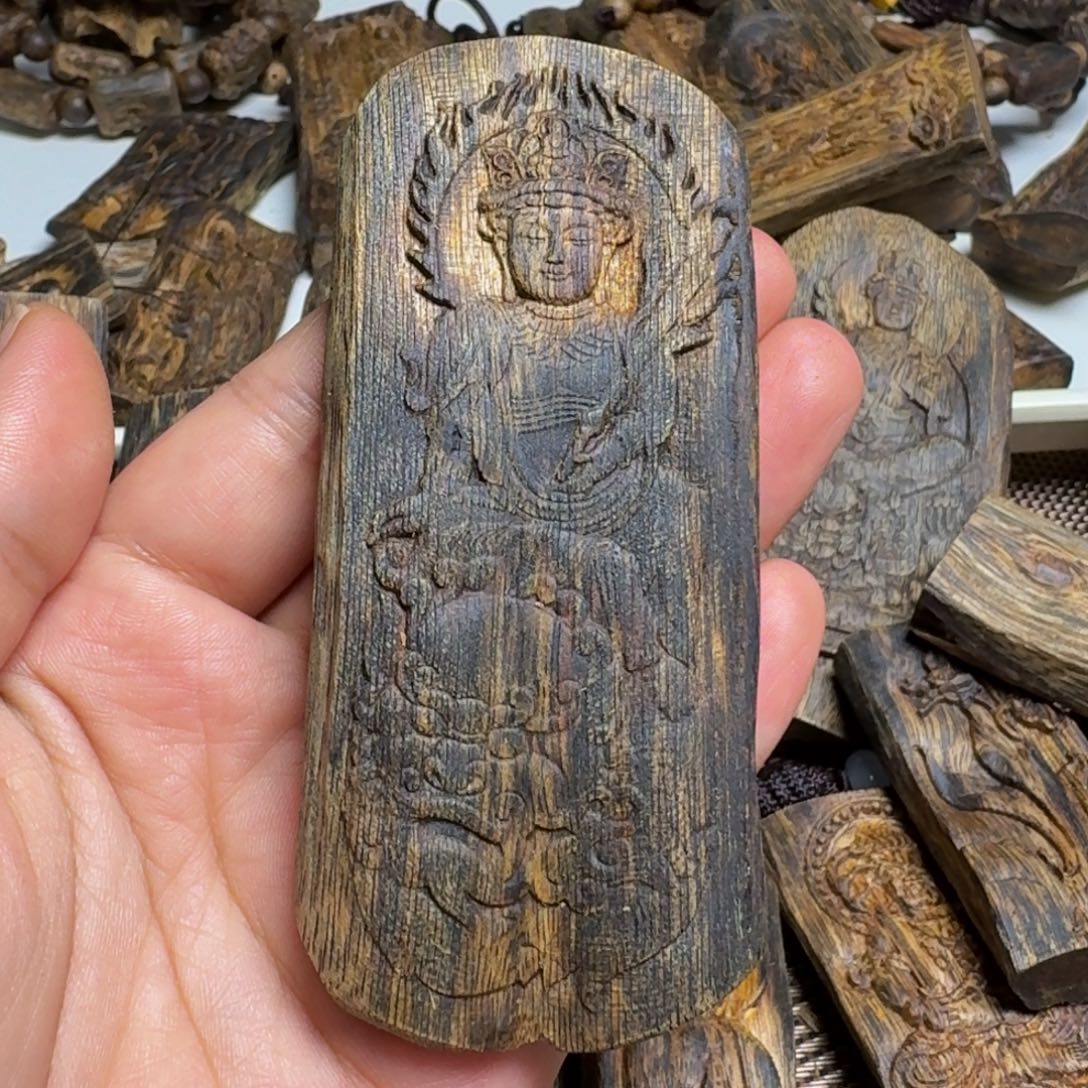 沉香吊坠善***业虚空藏白棋老料树心油27克