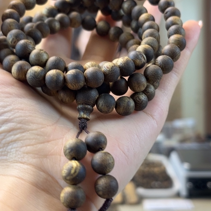 手串沉香莺歌绿卡8 24g➕