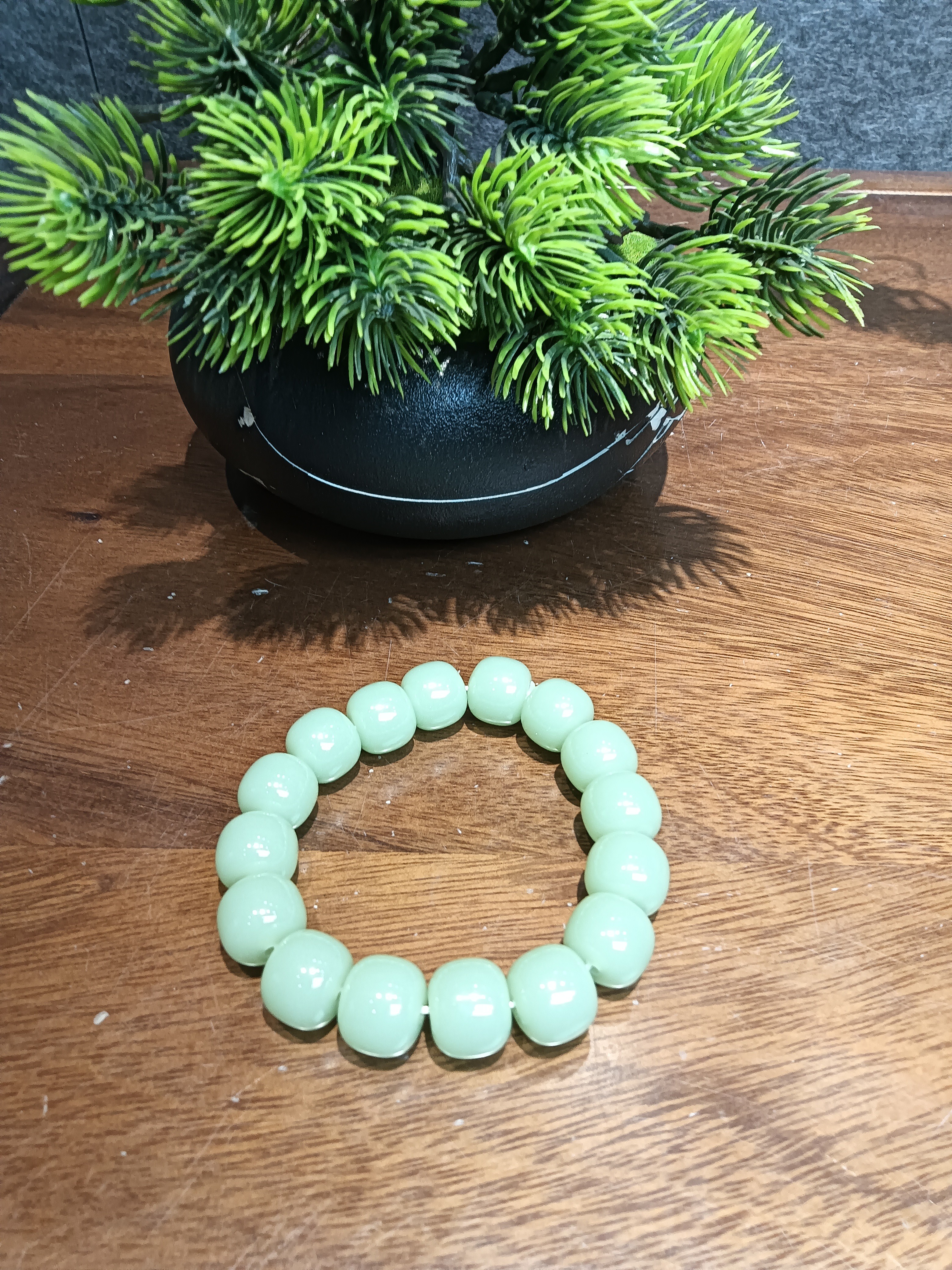 晴水绿玉桶珠手串