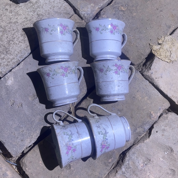 其他盘子碗都便宜