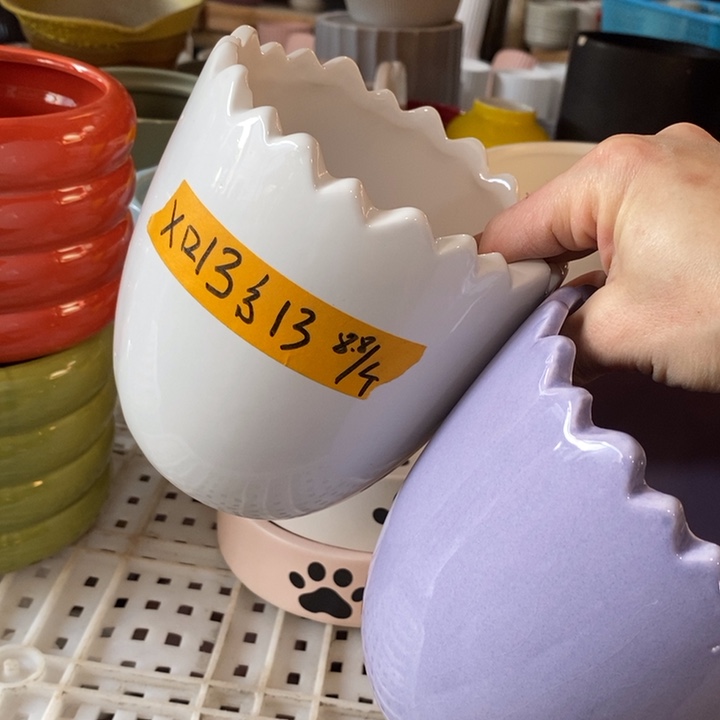 陶盆有孔 瑕疵针孔漏釉介意勿拍外口 13外高13