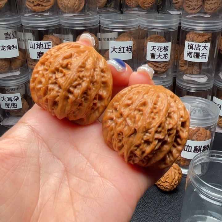 文玩核桃吊坠铁锤40