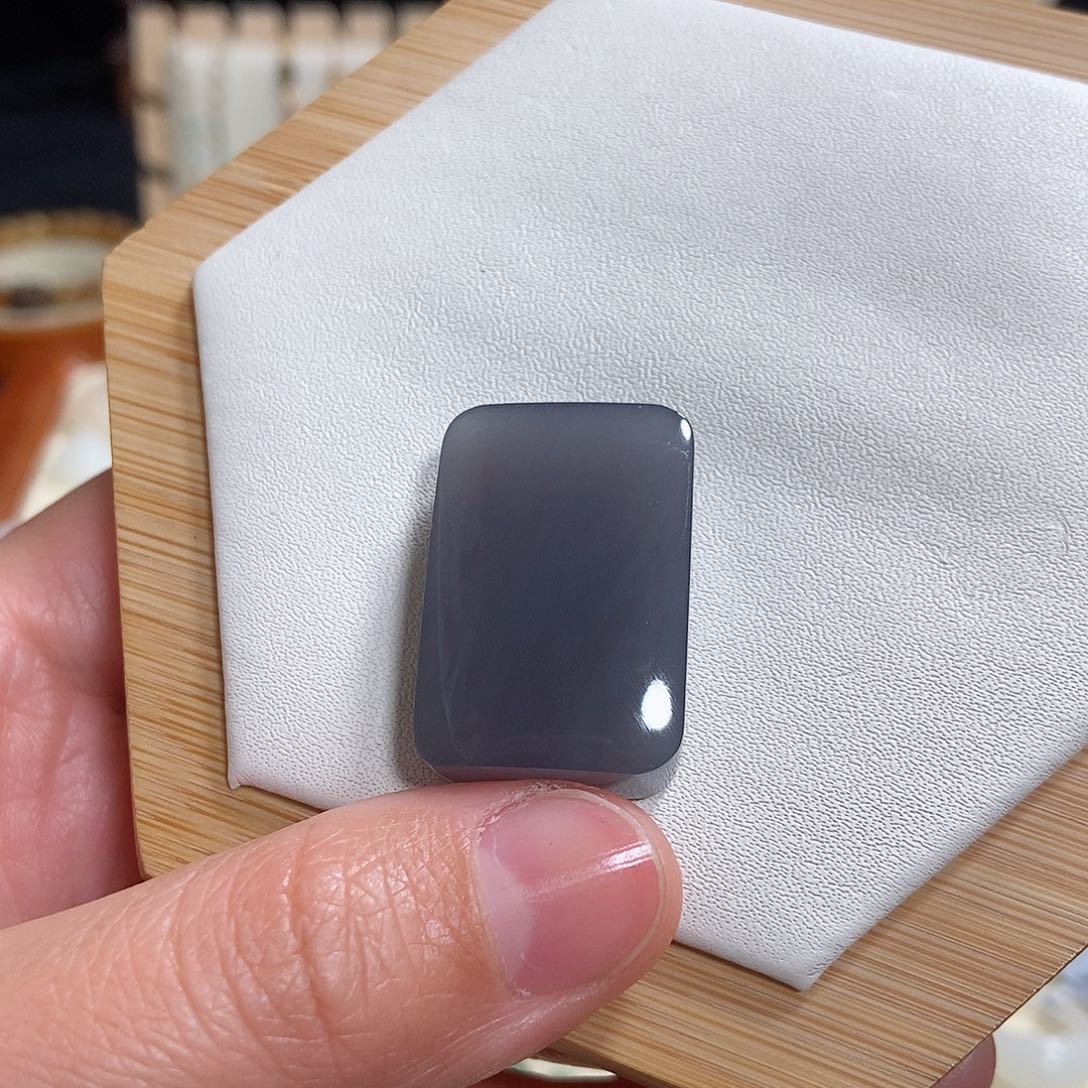 和田玉颈饰未镶嵌三*