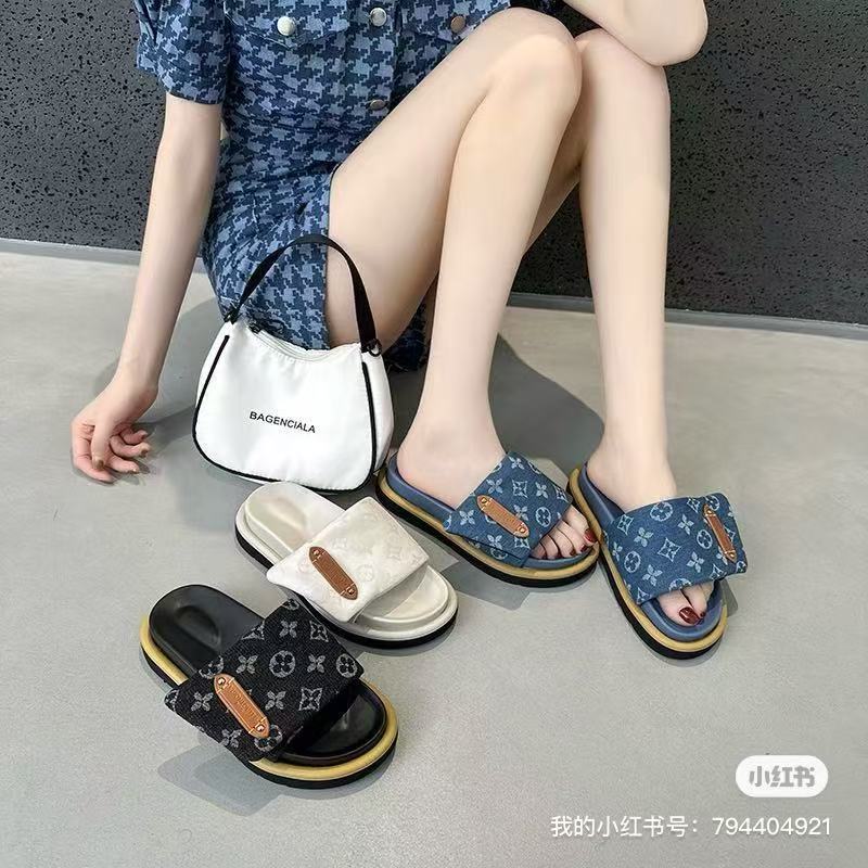2025夏季上新牛仔布面一字款面包托上脚软舒服时尚百搭底厚5公分