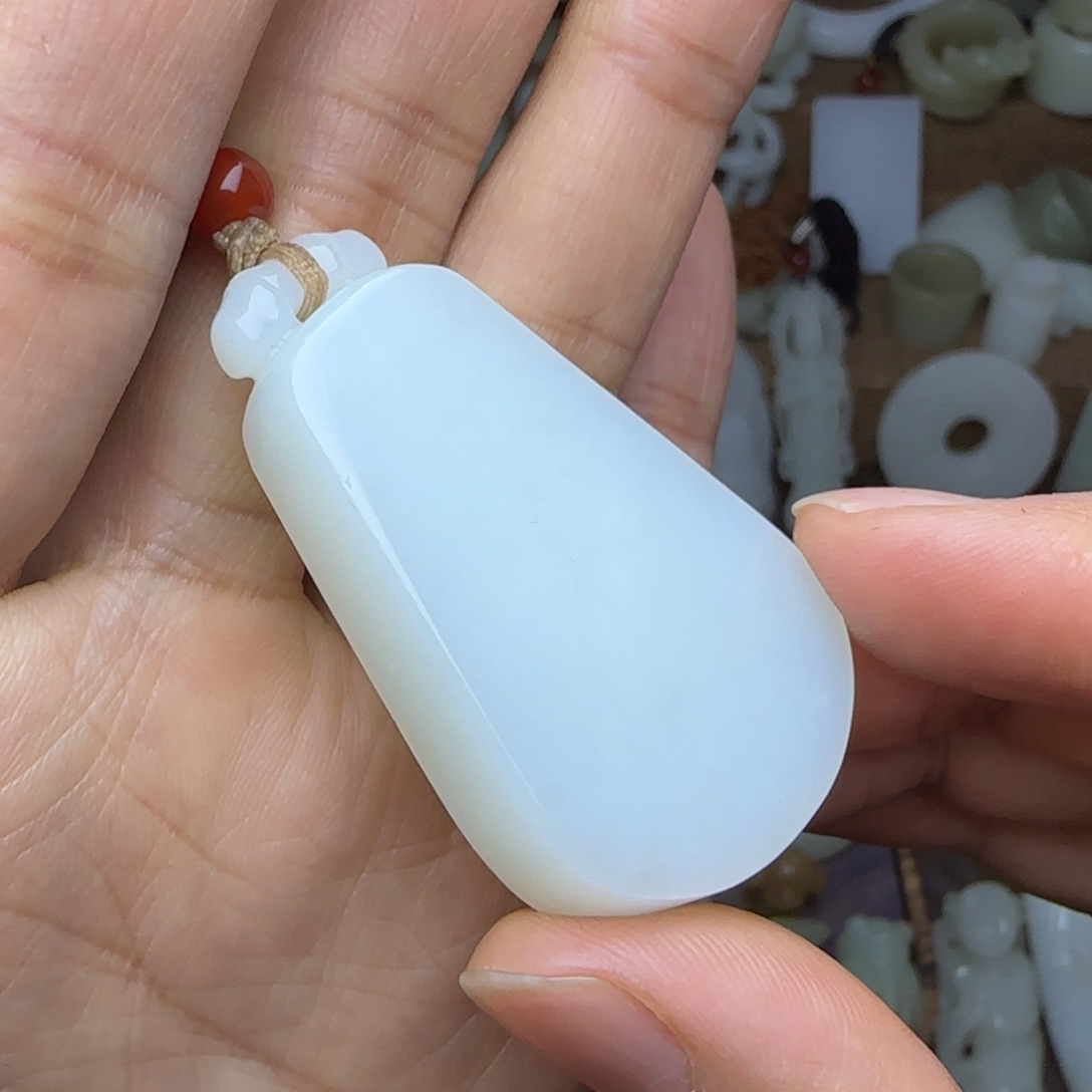 和田玉挂件未镶嵌