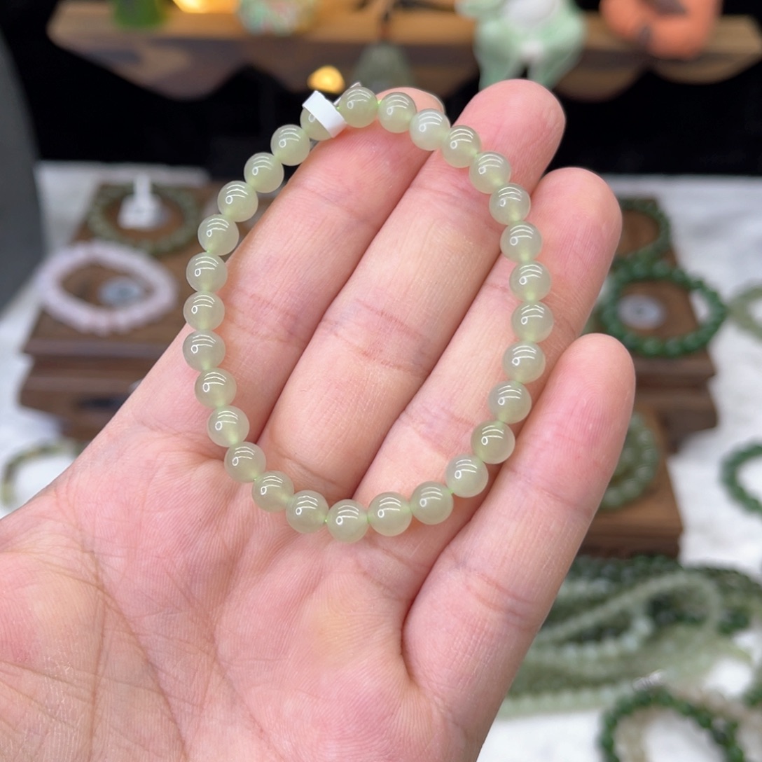 和田玉手串未镶嵌阿**哇