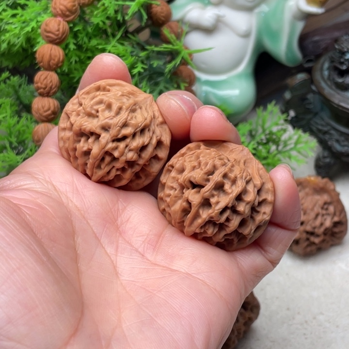 柿***意秦闷文玩核桃练手对子