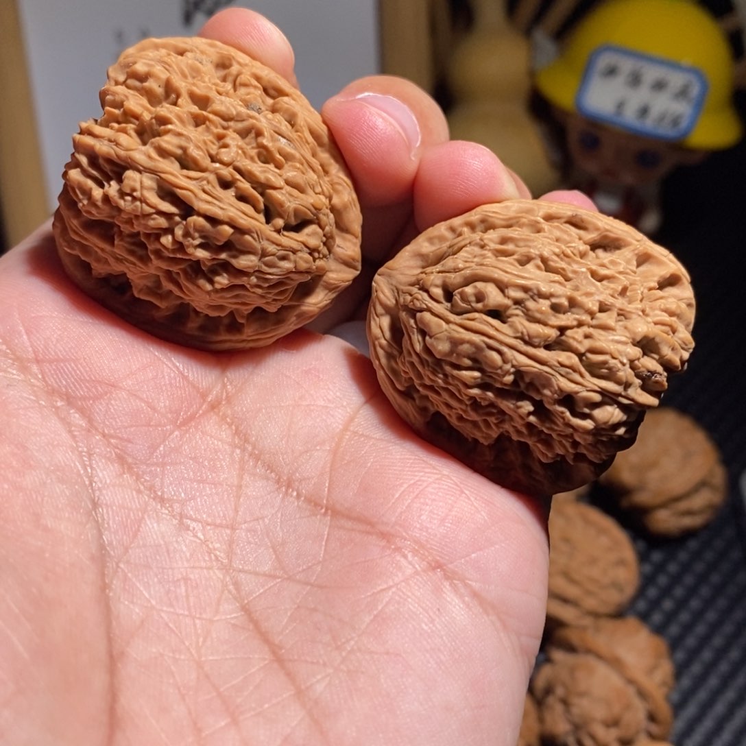 文玩核桃把件南疆石38