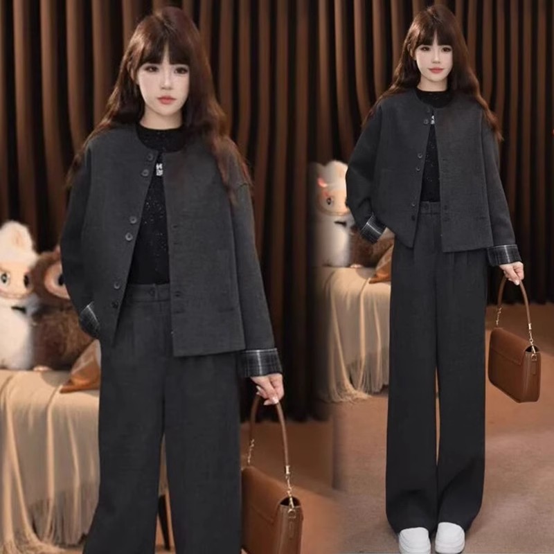 〈纪朵研〉1499时尚套装女2025秋季新款洋气显瘦短外套直筒裤两件套