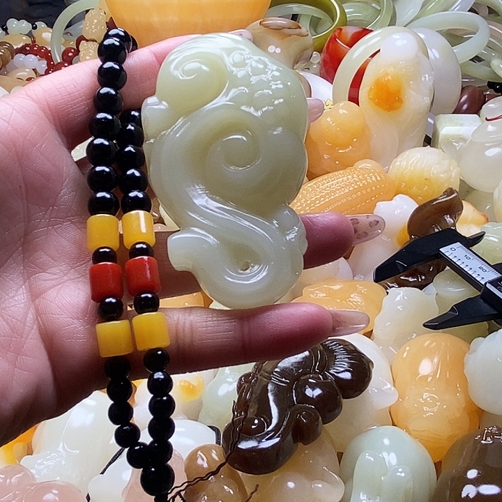 完全开放手把件如意