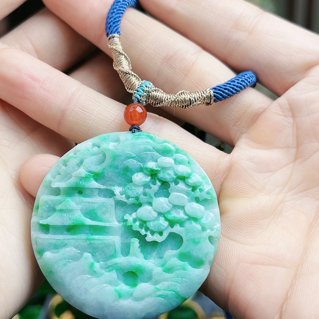 翡翠颈饰未镶嵌吊坠