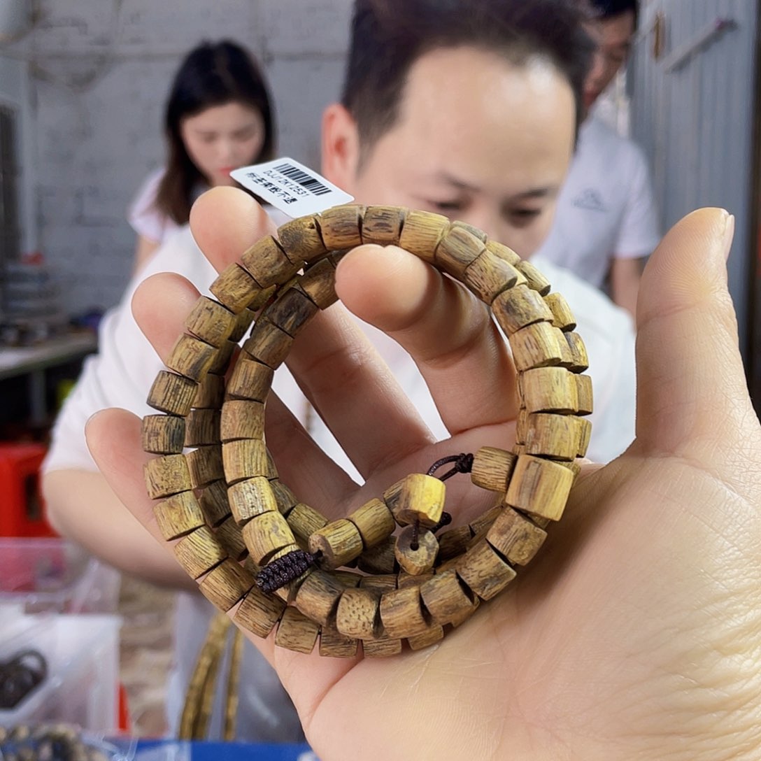 沉香手串棋楠乌身桶珠长串0.8/28克多样性发一