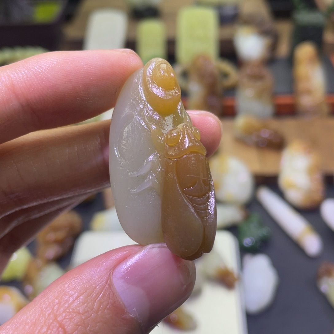 颈饰未镶嵌和田玉且末糖白知了一鸣惊人