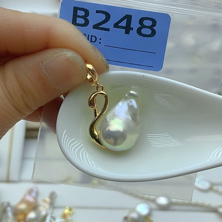 淡水珍珠颈饰未镶嵌