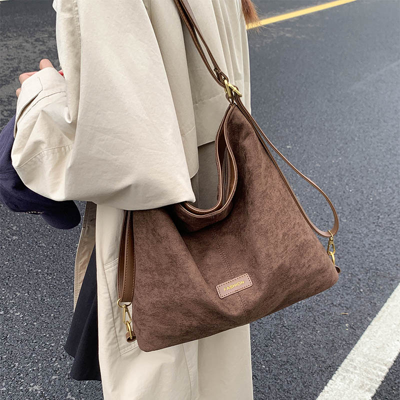 高级感美拉德麂皮绒包包女式2025年秋冬斜挎包双肩包大容量托特包