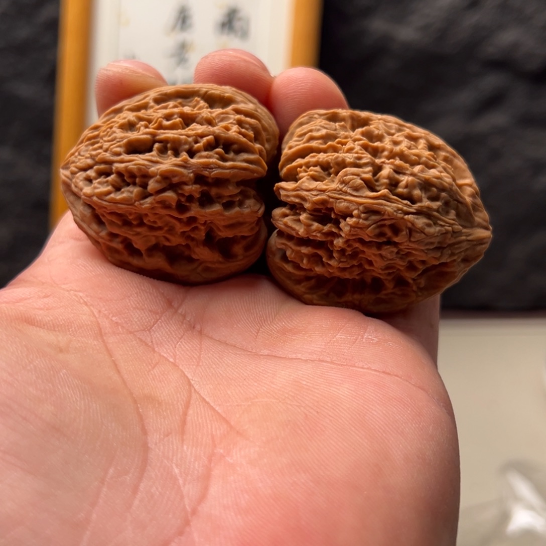 阿***生文玩核桃把件南疆41浮黄