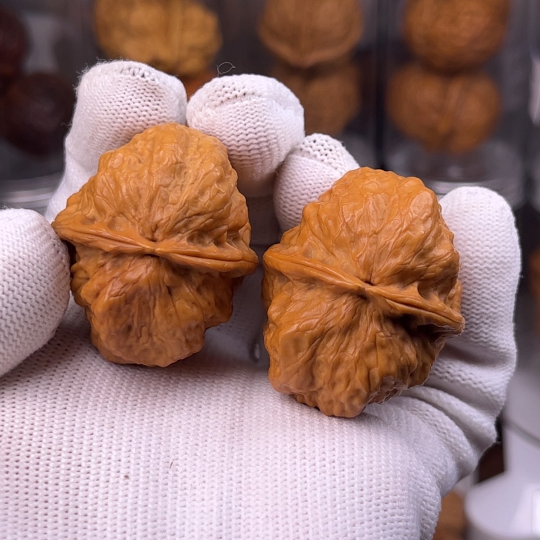 文玩核桃把件龙脊妖蟾39尺