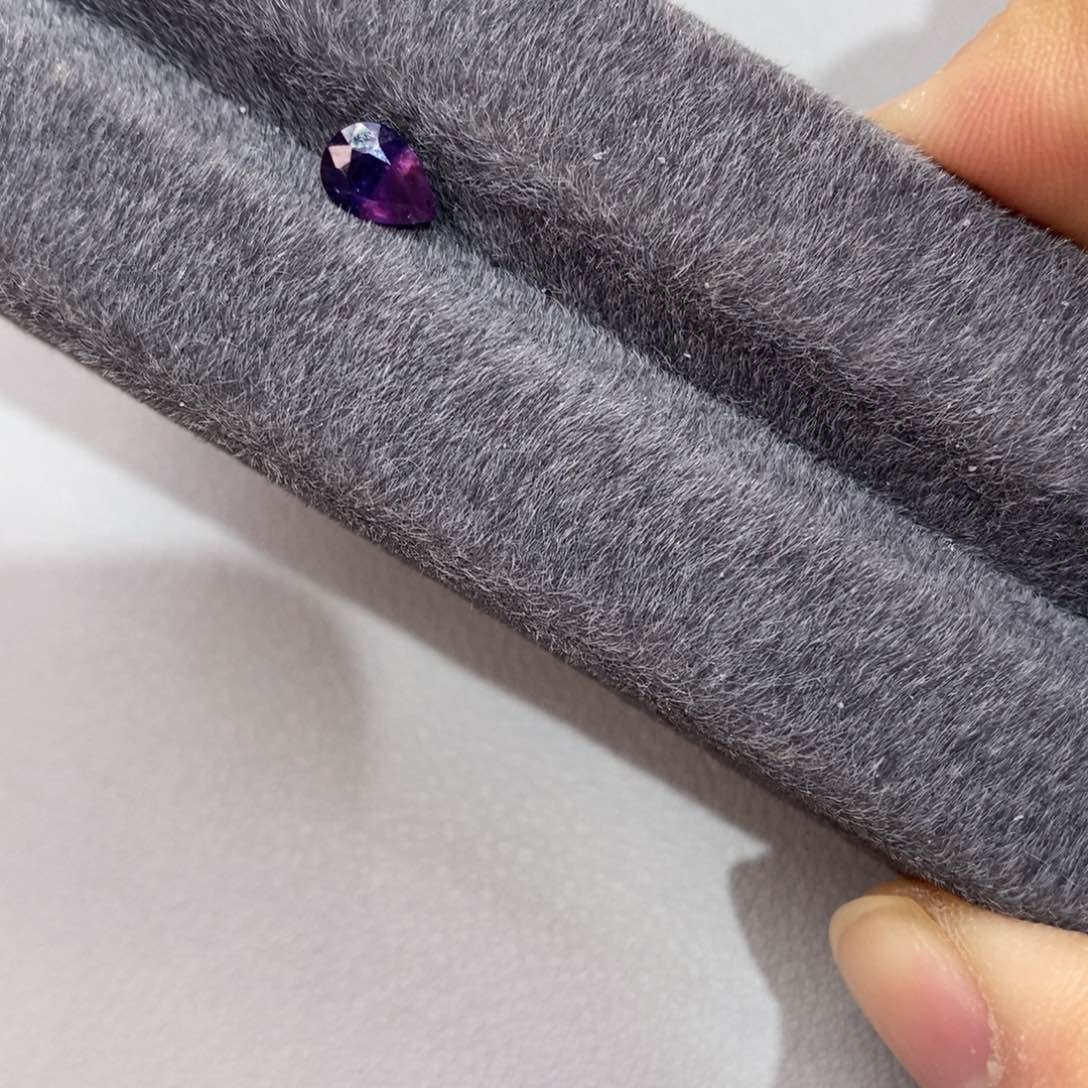 彩色蓝宝石裸石未镶嵌0.86克拉