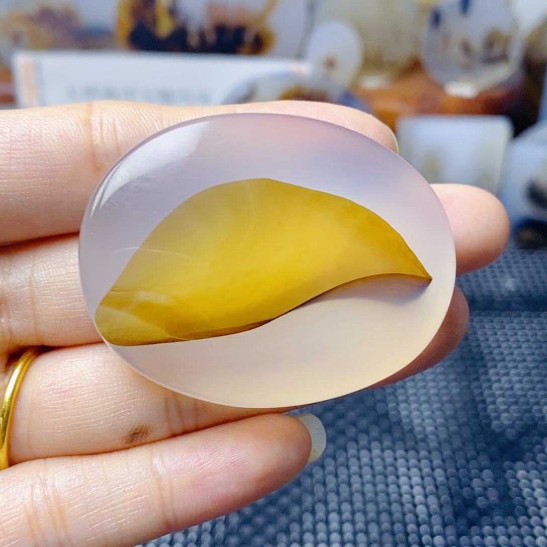 玛瑙/玉髓未镶嵌珠宝奇石