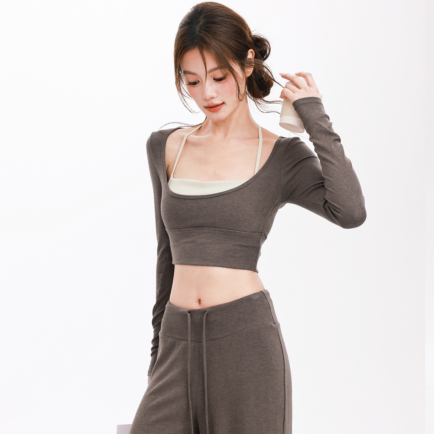 奔跑吧卡卡挂脖长袖假两件瑜伽服短款普拉提瑜伽健身服弹力T恤秋