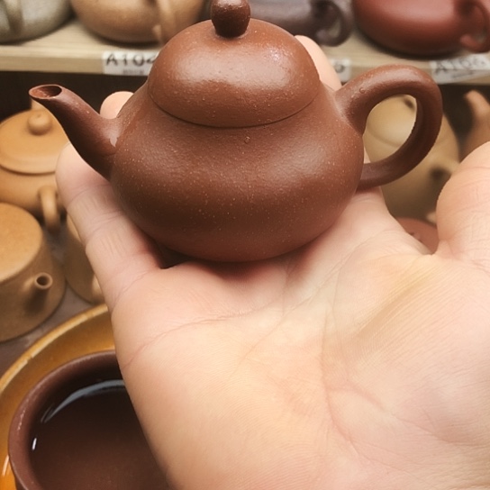 紫砂茶壶将坡泥梨100豪升左右瑕疵