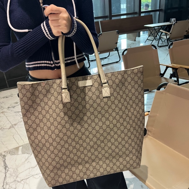 95新 GUCCI/古驰 XM/米白色经典老花大号托特单肩包/WJ11316007