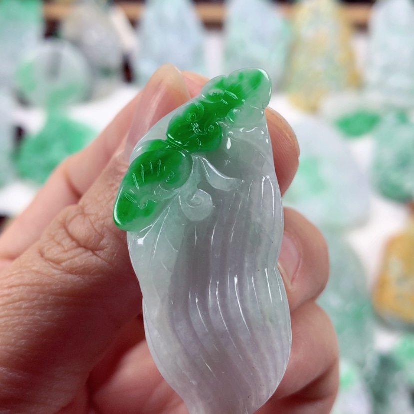 【闪购商品】翡翠吊坠(不含链)未镶嵌