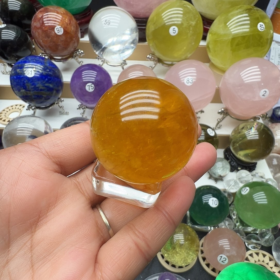 未镶嵌水晶珠宝半成品