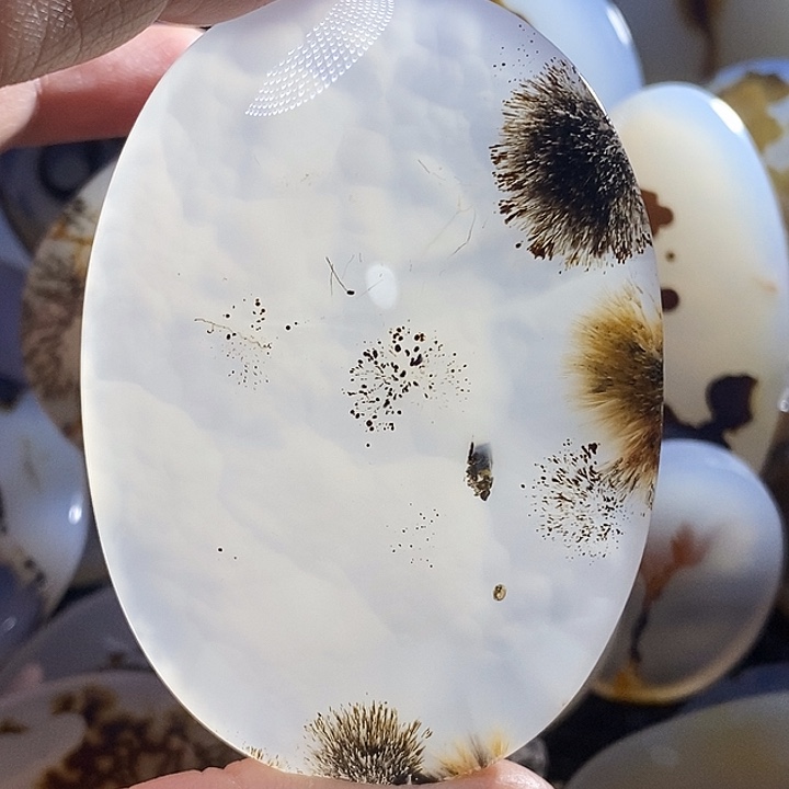 未镶嵌颈饰玛瑙/玉髓