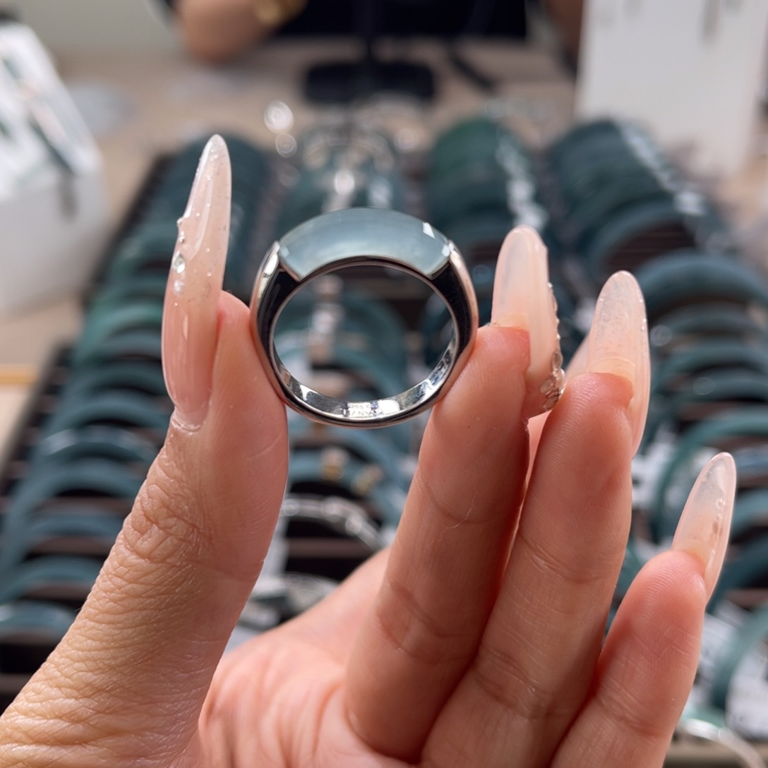 翡翠未镶嵌手镯戒指22