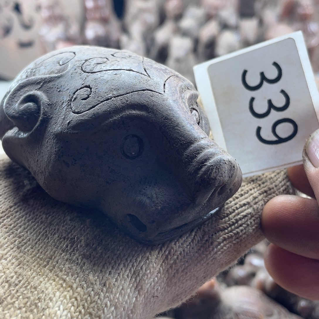 和田玉（糖玉）未镶嵌挂件