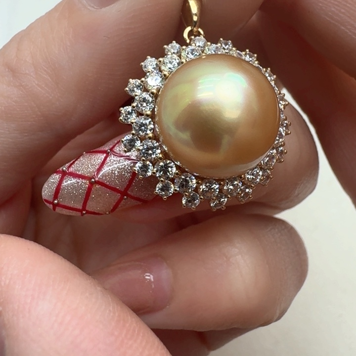 海水珍珠颈饰18K金镶嵌