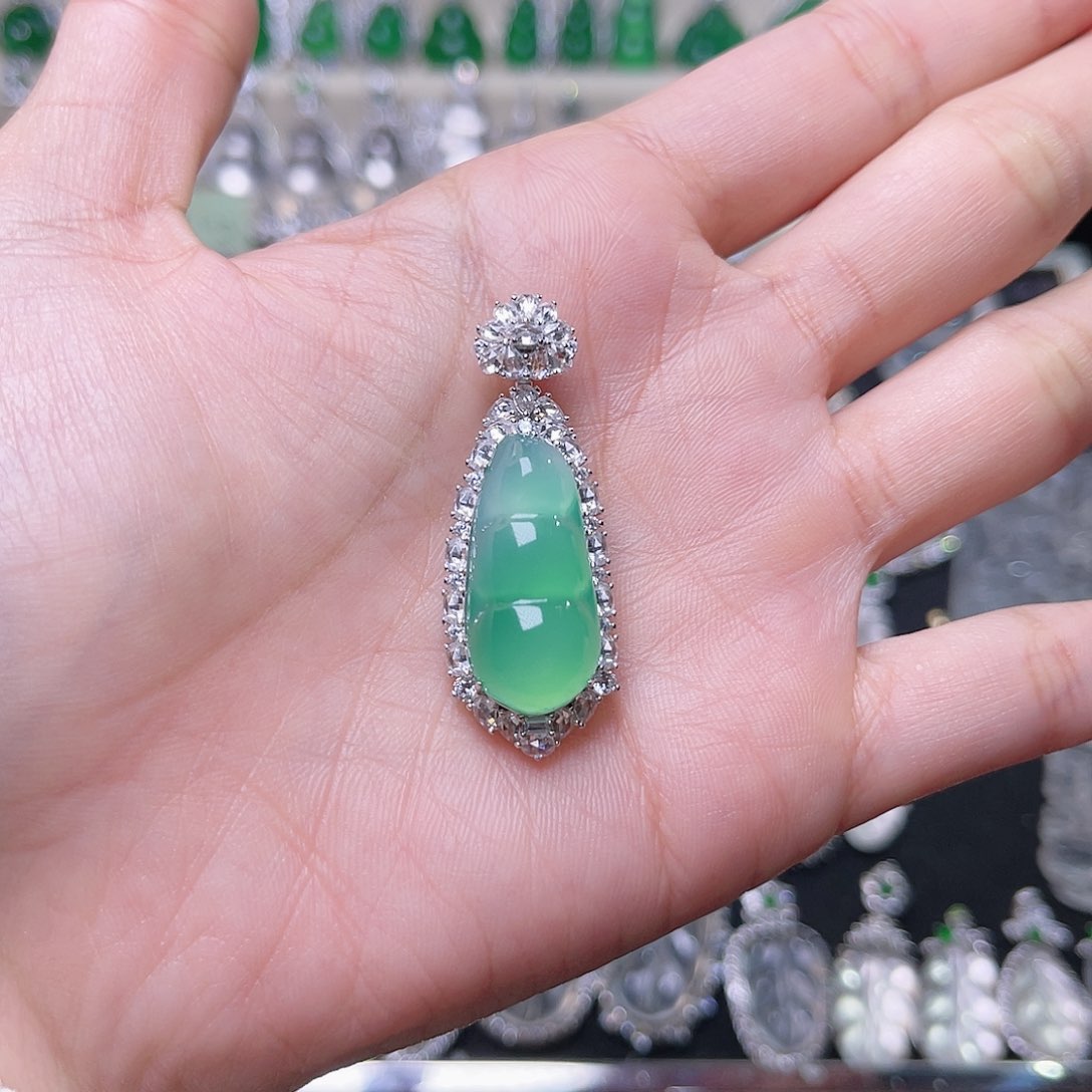 玛瑙/玉髓颈饰银S925镶嵌