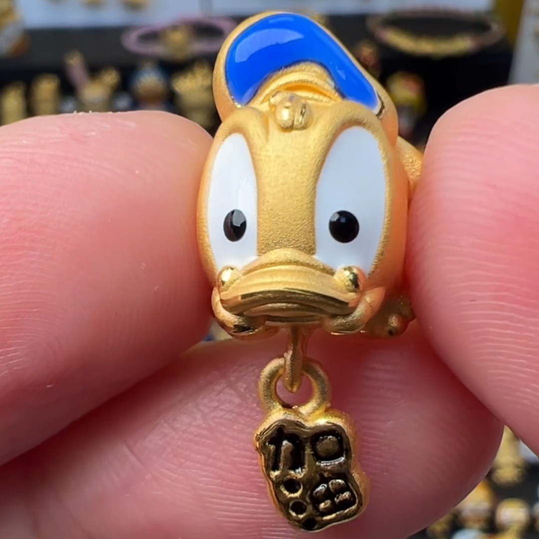 足金999黄金唐老鸭加油鸭通孔