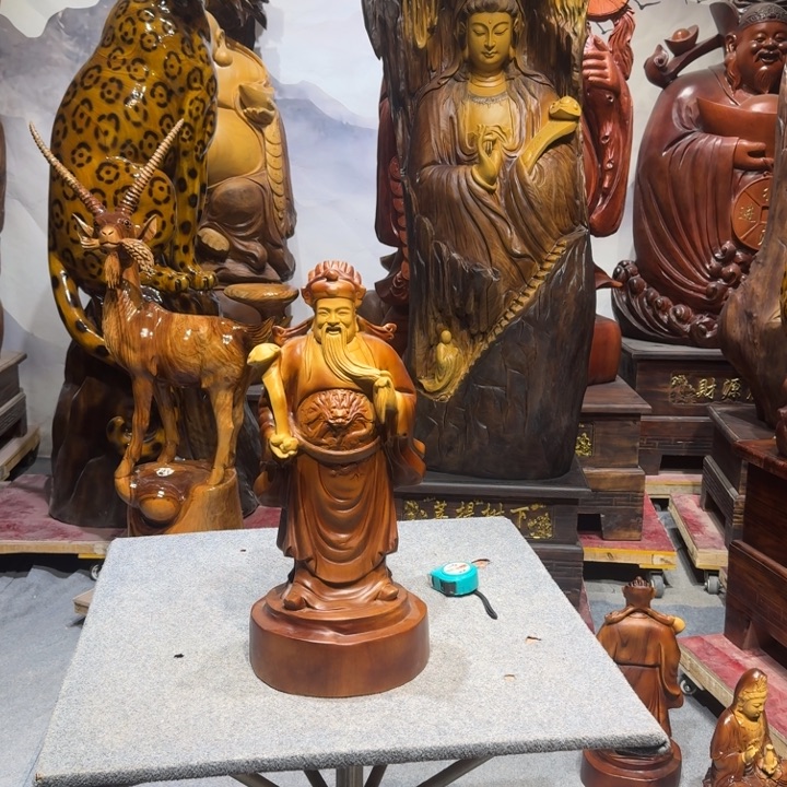 那****香榧木香樟木财神摆件