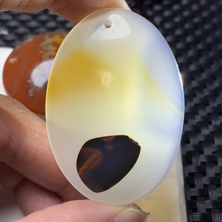 玛瑙/玉髓颈饰未镶嵌