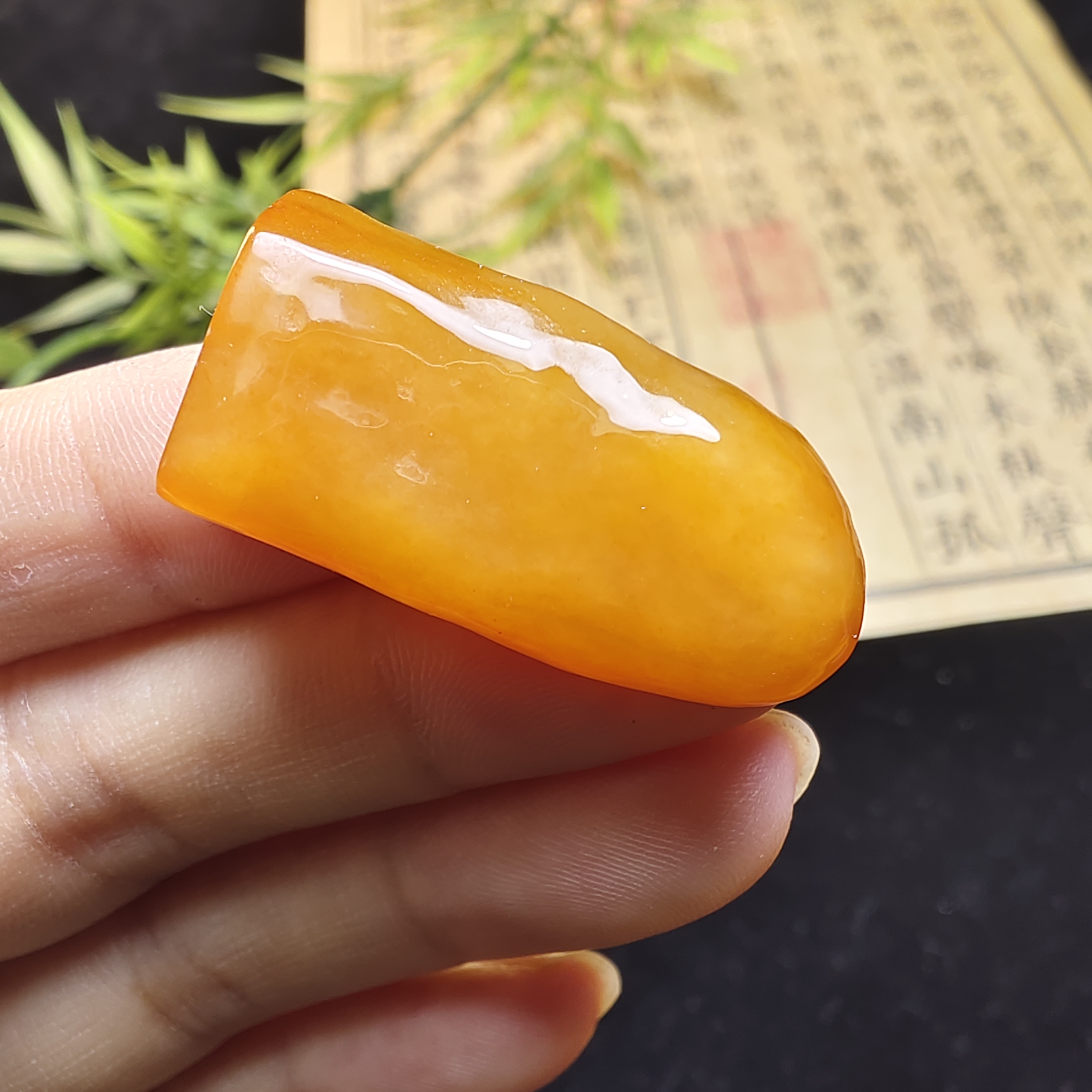 天然a货翡翠定制材料链接，不包工，尺寸32*17.5*7.8