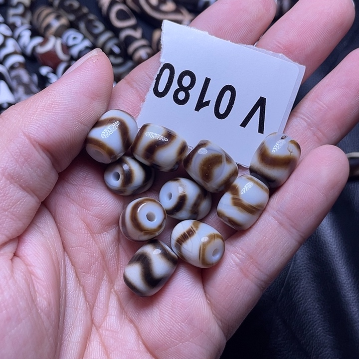 玛瑙/玉髓颈饰未镶嵌微瑕