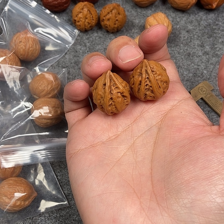 文玩核桃吊坠1号三棱