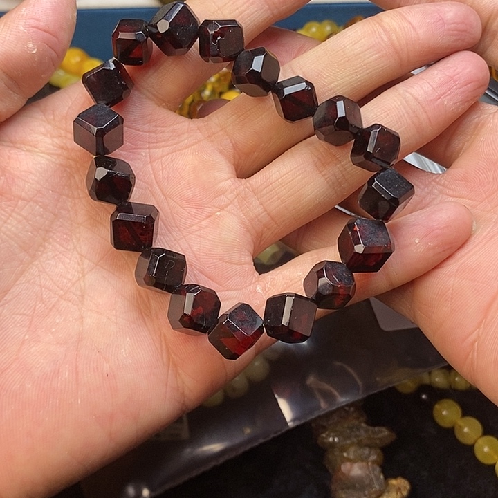 【闪购商品】琥珀珠宝奇石未镶嵌