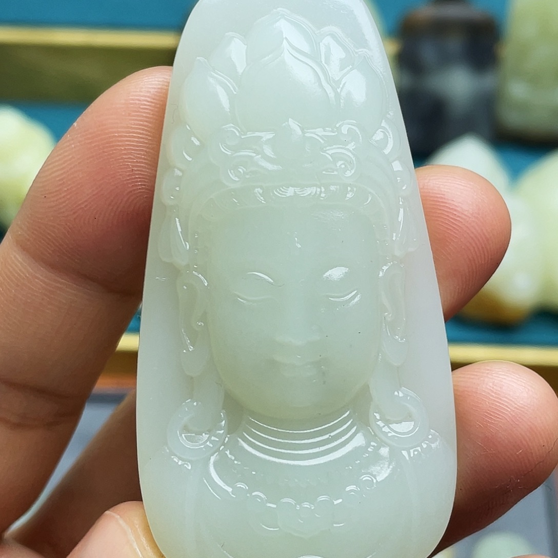 和田玉颈饰未镶嵌八*